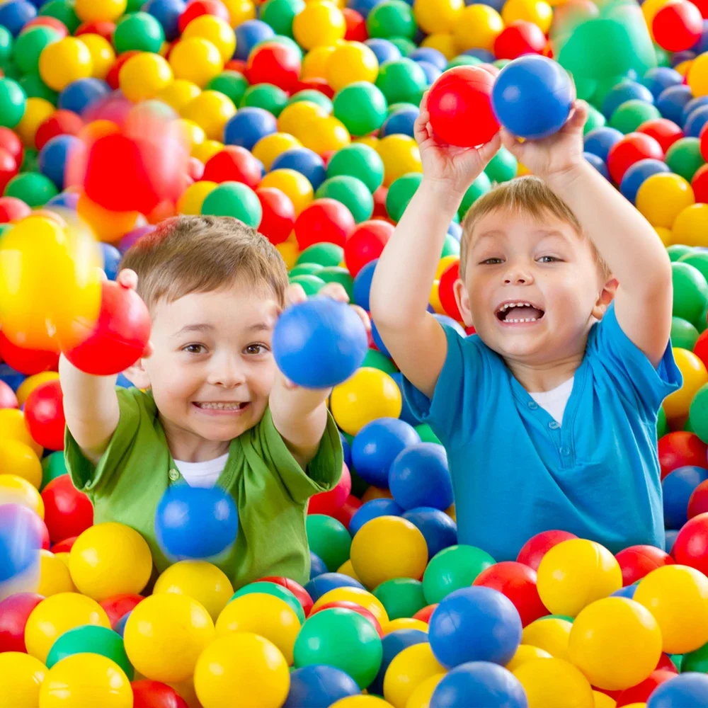 Outdoor Kids In An Indoor World - Ekologiczne Kolorowe Miękkie Plastikowe Piłki do