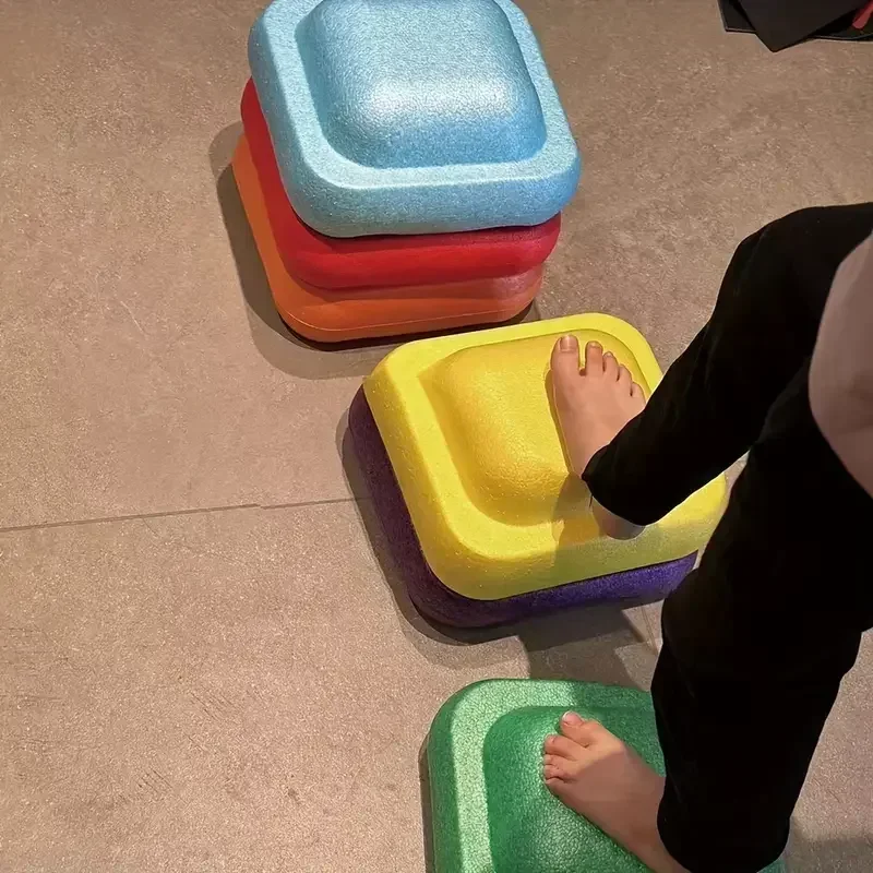 1/3 SZT. Tęczowe Kamienie Bala – Stepping Stone Foam recenzja i cena