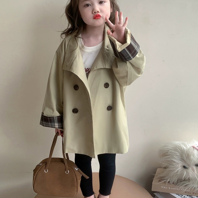 Kurtka wiatrówka dla dziewczyn – Kids Outdoor Jacket recenzja i cena